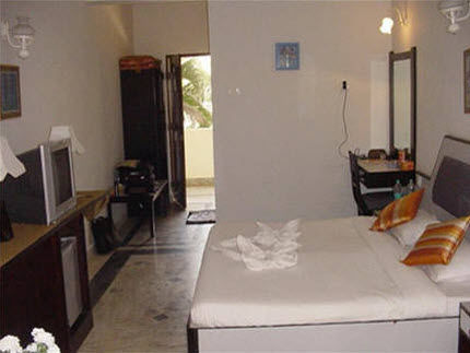 Hotel Dolphin Bay Goa Exteriér fotografie
